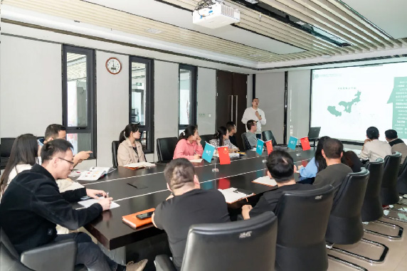 夯实人才基础 强化队伍建设|西安腾博会诚信为本酒业营销公司开展新员工培训活动